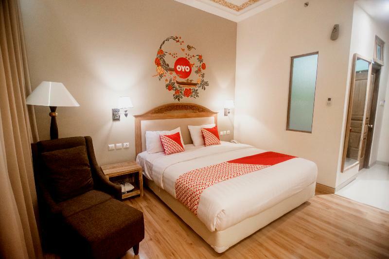 นดาเลม นูริยัต Hotel สเลมาน ภายนอก รูปภาพ